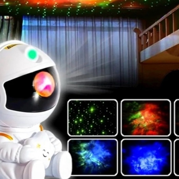 Astronaut Nebula Projector - Picture 3 of 7